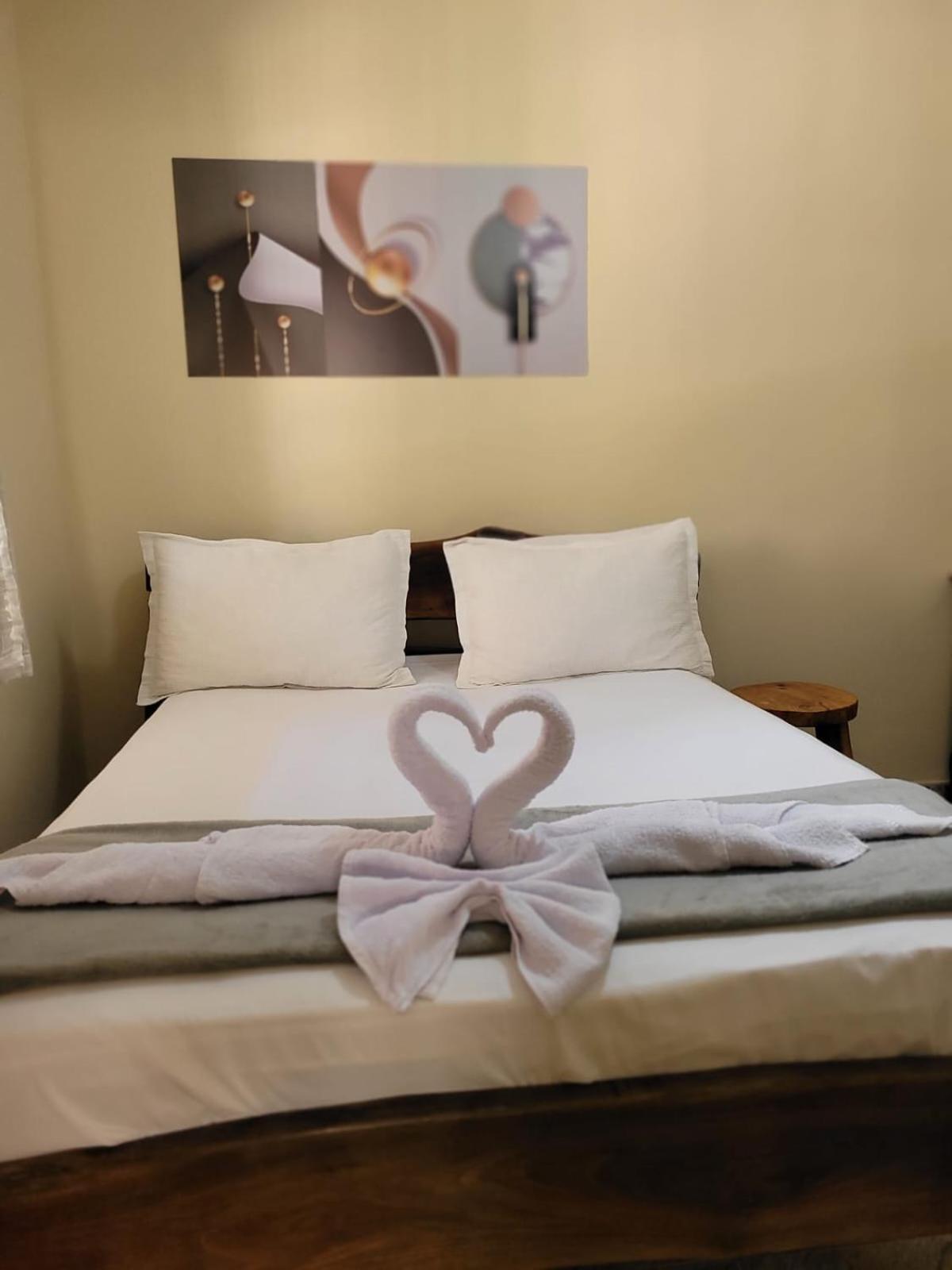 Suites Boa Viagem Pirenópolis Стая снимка